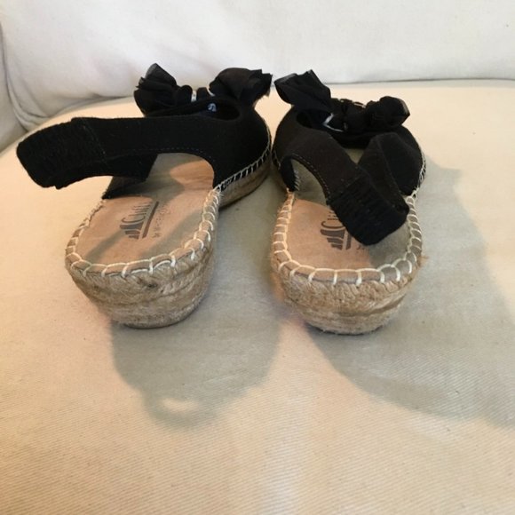 Cliffs By White Mountain Black Espadrille's - Picture 5 of 7